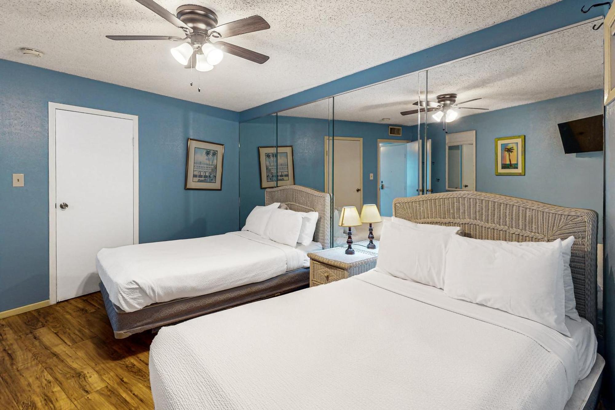 La Internacional Condominiums #202 South Padre Island Exterior photo